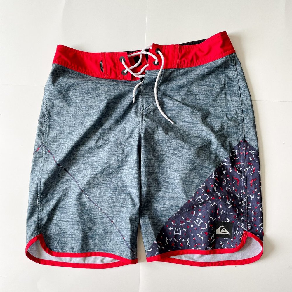 Quicksilver Board Shorts (XS)